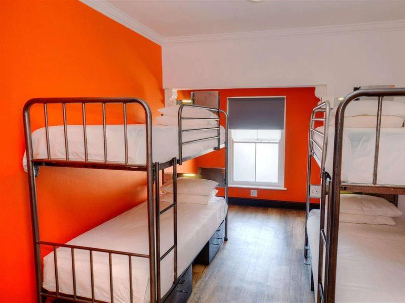 开普敦游者旅馆旅舍 外观 照片 A typical room at a hostel